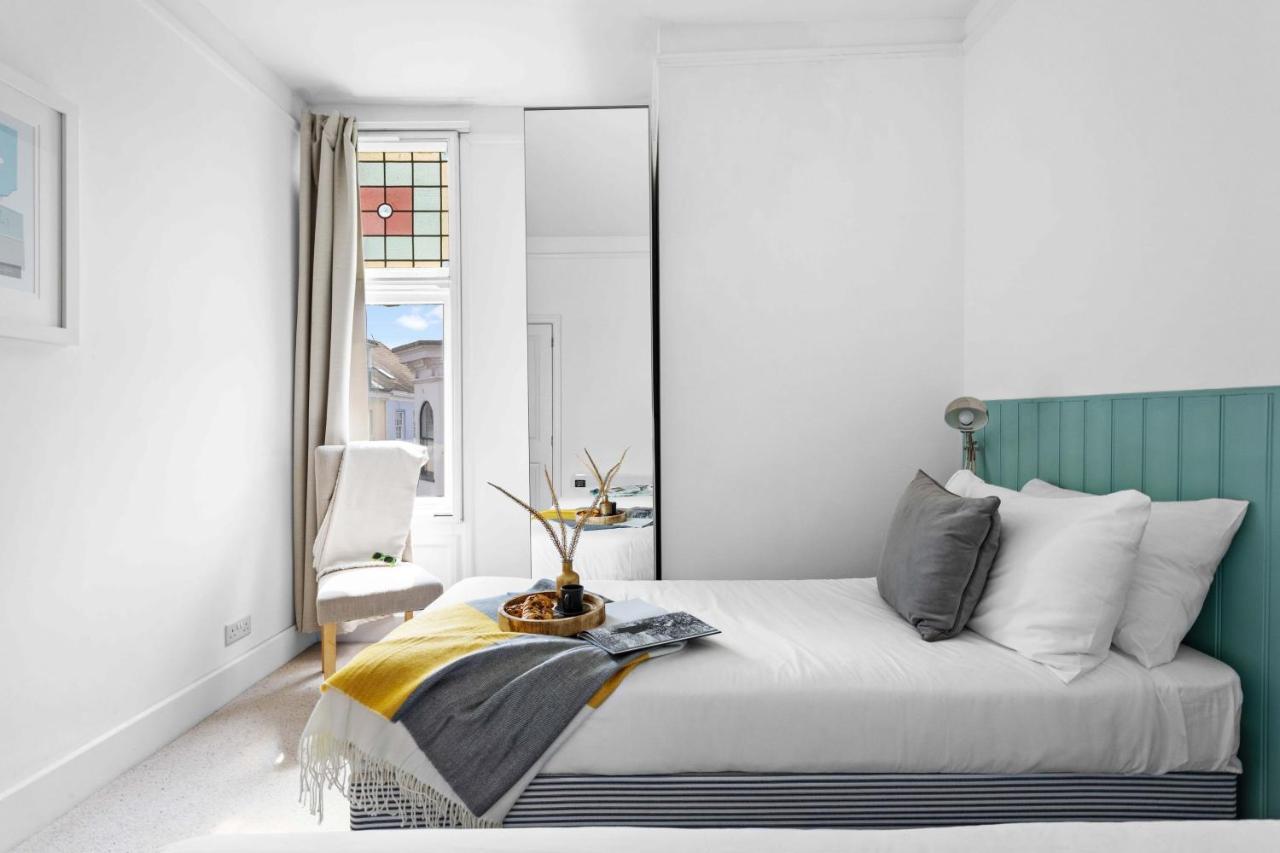 Flat 2 Fairfax Place - Modern Stylish Flat With Plenty Of Charm In Central Dartmouth Exterior photo